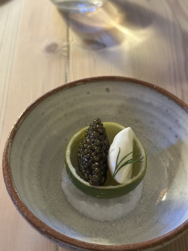 Yuzu, caviar et crème à Dysart Petersham